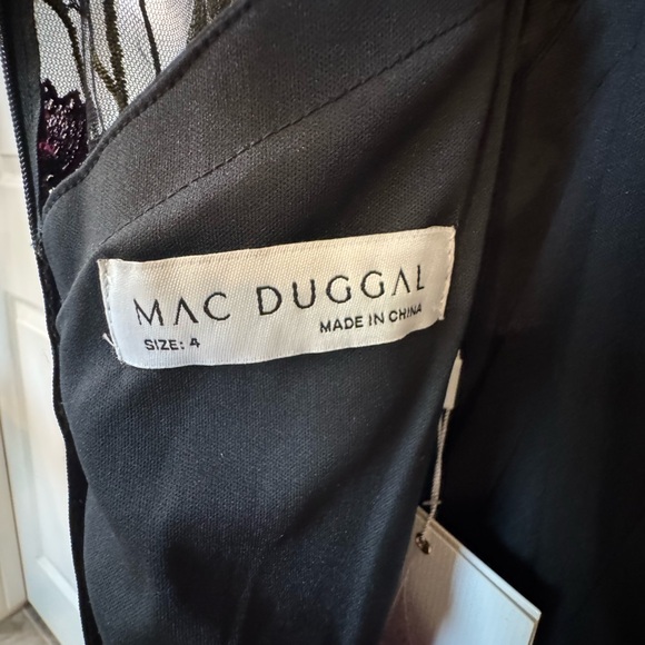 Mac Duggal Black Dress with Floral Embroidery - Picture 4 of 7